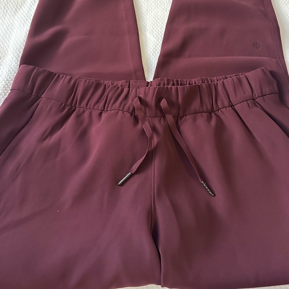 Lululemon On the Fly Jogger *Woven - SZ 10 - Picture 4 of 7